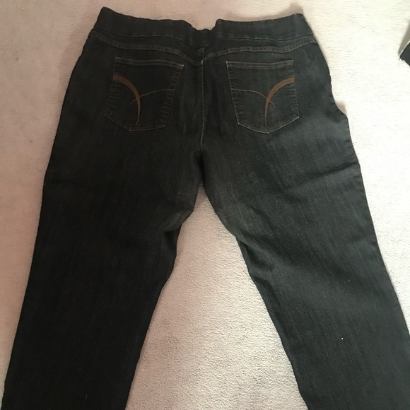 Plus size jeans - Picture 2 of 2